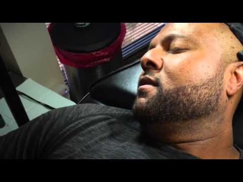 Damon Elliot, Grammy Award Winning Record Producer gets his scalp micropigmentation procedure done