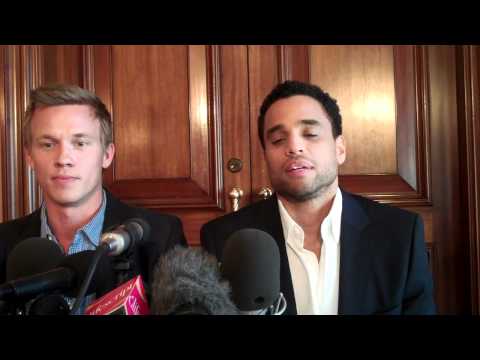 WARREN KOLE - MICHAEL EALY ON THE NEW SHOW.mp4