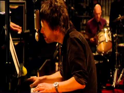 Radiohead - Videotape - Live From The Basement [HD]