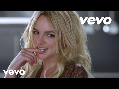 Britney Spears - Womanizer (Director's Cut)