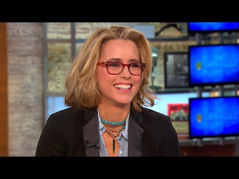 "Madam Secretary" star Tea Leoni on hit series, women on TV