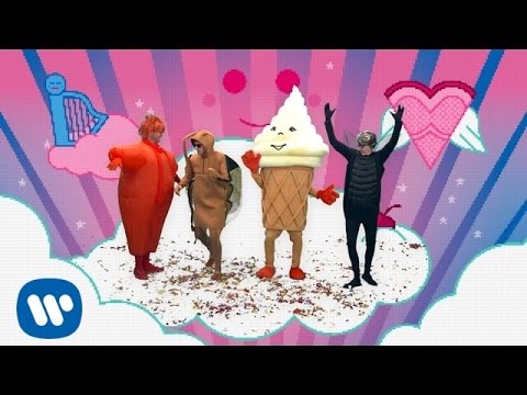 Blur - Ong Ong (Official Video)