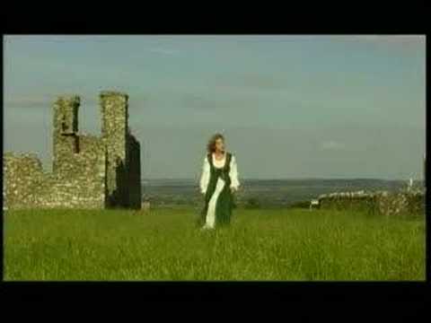 "The Deer's Cry", or St. Patrick's Breastplate, sung by Angelina, (EWTN)