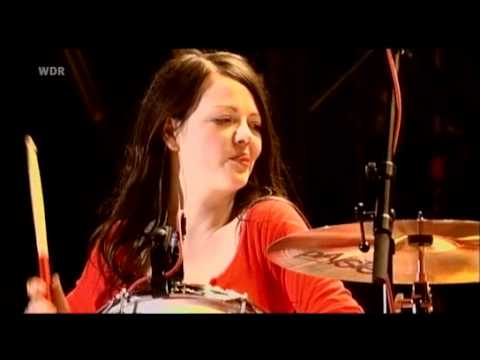 The White Stripes - Seven Nation Army (Live at Rock Am Ring) (2007)