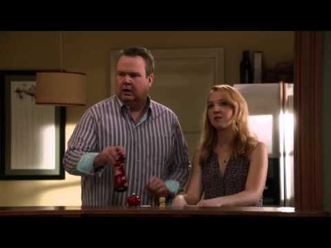 Modern Family - Lily's First Flirt