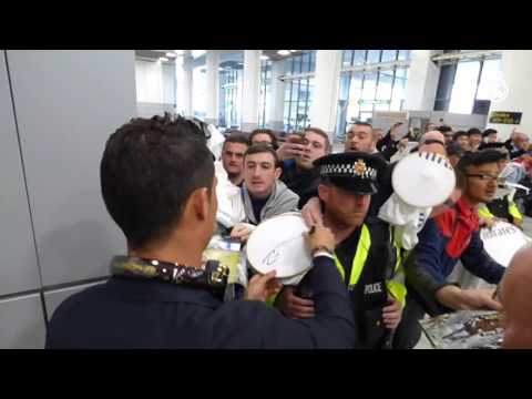 Manchester goes wild for Cristiano Ronaldo!