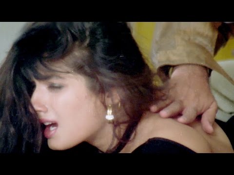 Raveena Tandon, Gulshan Grover - Imtihaan Scene 4/13