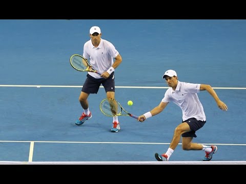 Shot of the Year: 2015 Davis Cup doubles