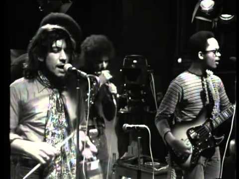 Eric Burdon & War - Spirit/Love Is All Around/Train Train (Live, 1971)