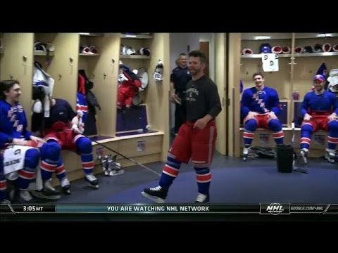 St. Louis fires up the Rangers before playoff game