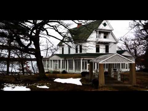 Visiting Film Locations for "The Amityville Horror" (2005) in 2012