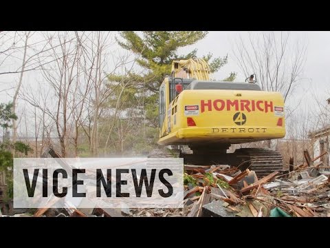 Tearing Down Detroit: Demolishing Houses for the Economy