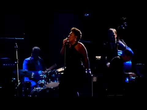 China Moses-Move Over (Janis Joplin )--Live in Athens Greece at Gazarte --01-02-2014