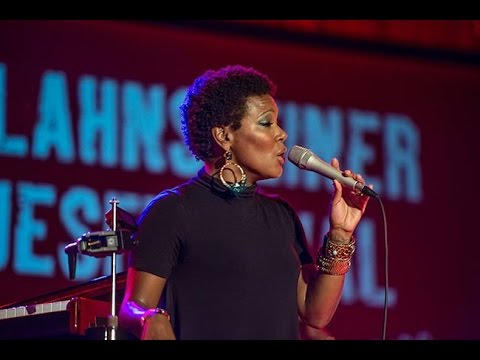 China Moses -  Runnin' -  Lahnsteiner BluesFestival 2015