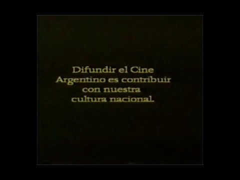 El centroforward murió al amanecer (Rene Mugica, 1961)