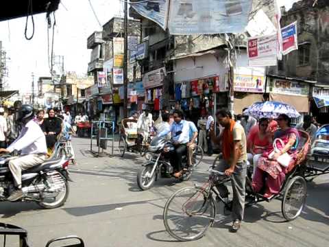 Kutub khana traffic in Bareilly, INDIA