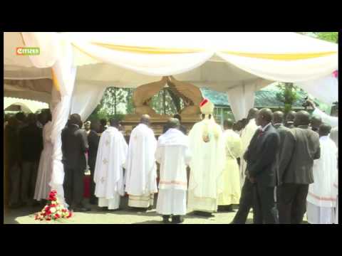 Uhuru received a symbolic replica of the Biblical Ark of the Covenant