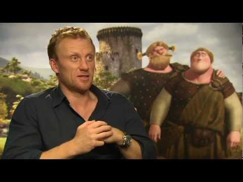 Kevin McKidd talks playing Lord MacGuffin & Young MacGuffin in 'Brave'