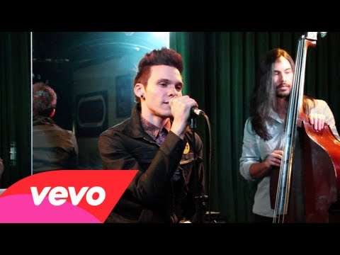 Matthew Koma - Suitcase (Live At The Cherrytree House)