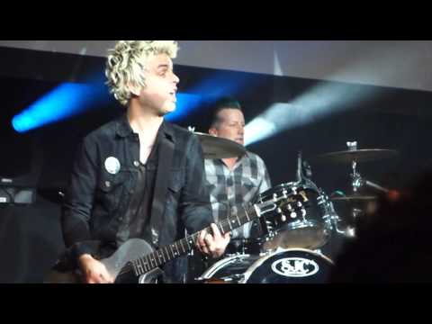 Geezer Premiere-Billie Joe Armstrong, Joan Jett "American Idiot & Bad Reputation" [4.23.16]