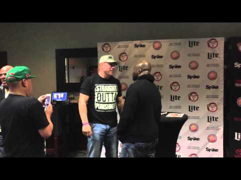 King Mo confronts Tito Ortiz at Bellator Fan Fest Houston