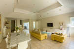 Port Douglas Apartment: Prada - luxury 3 level villa in the heart of Port