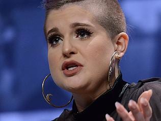 PHILADELPHIA, PA - OCTOBER 05: Kelly Osbourne, TV Personality, Host, Fashion Designer, Singer & Actress speaks at Forbes Under 30 Summit at Pennsylvania Convention Center on October 5, 2015 in Philadelphia, Pennsylvania. (Photo by Lisa Lake/Getty Images)