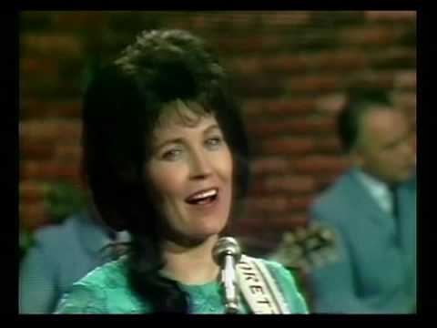 Loretta Lynn - You Ain't Woman Enough (To Take My Man)