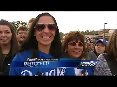 Fans flock to Ellen DeGeneres Show event in Lawrence