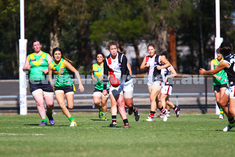 17-4-16. Round 1, 2016 WVFL season. Jackettes 4-10-34 def Bayswater 4-2-26 at Bayswater Oval. Photo: Peter Haskin