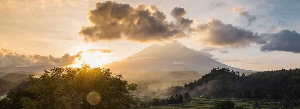 Mount Agung erupts!