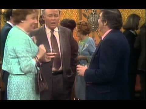 All In The Family, Class Reunion, S-3 E-19