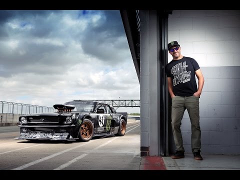 How to drift*, by Ken Block – shredding tyres in the 845bhp Hoonicorn Mustang