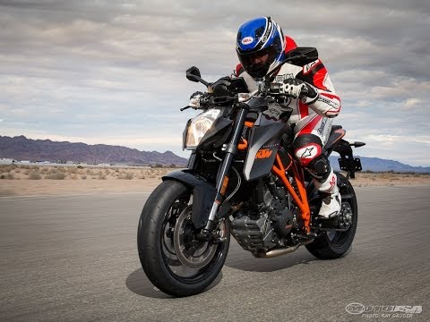 2014 KTM 1290 Super Duke R Review - MotoUSA