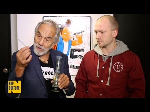 How to Roll a Joint... With Tommy Chong (!!!!!!)