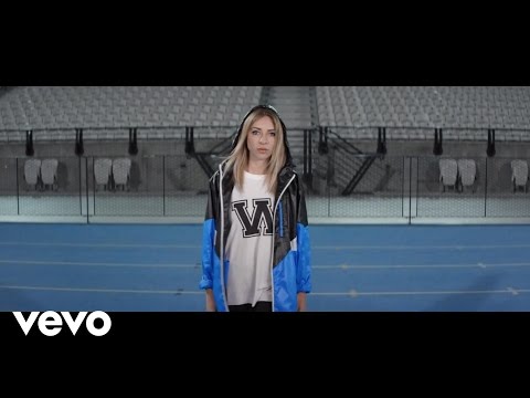 Alison Wonderland - Games