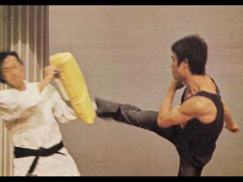 Bruce Lee's Physical Fitness *The Greatest Martial Artist Ever*