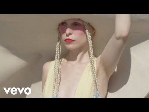 Petite Meller - Baby Love