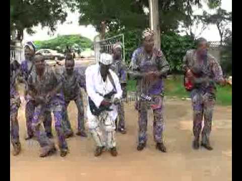 JUJU MUSIC WITH PRINCE ADE-OYE OF BENIN