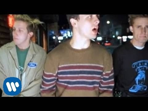 Green Day - When I Come Around [Official Music Video]