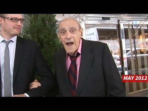 Abe Vigoda Dies At 94 -- The Last Time We Saw Him