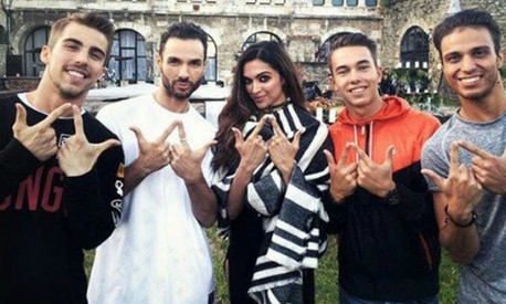 Is this Deepika&#039;s look for her upcoming item number in Raabta?