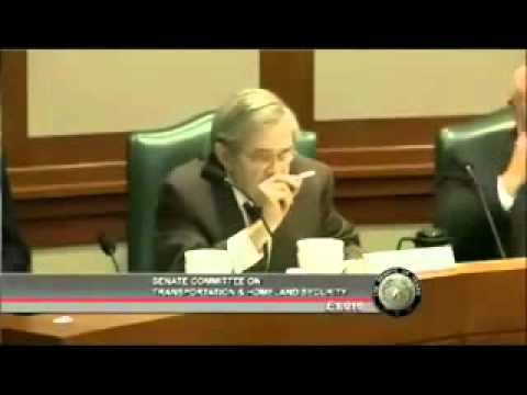 texas senator tells mexican to "speak english"