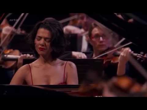 Khatia Buniatishvili plays Grieg's Piano Concerto