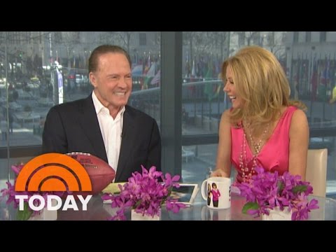 Flashback: Frank Gifford Co-Hosts With Kathie Lee In 2009 | TODAY