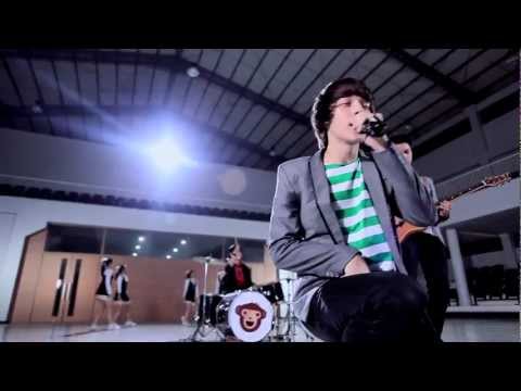 The Junas Monkey - Jadian (Official Music Video)