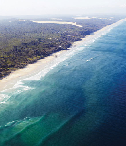 Fraser Island, Queensland— the world's largest sand island