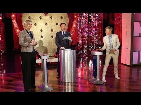 Jane Lynch Plays Ellen's New Game!