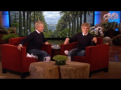 Kate McKinnon Takes Over for Ellen