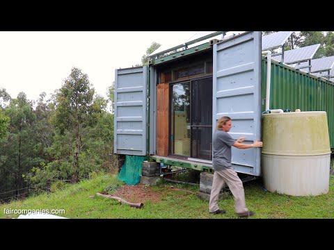 Aussie couple builds off-grid mobile home with 2 containers